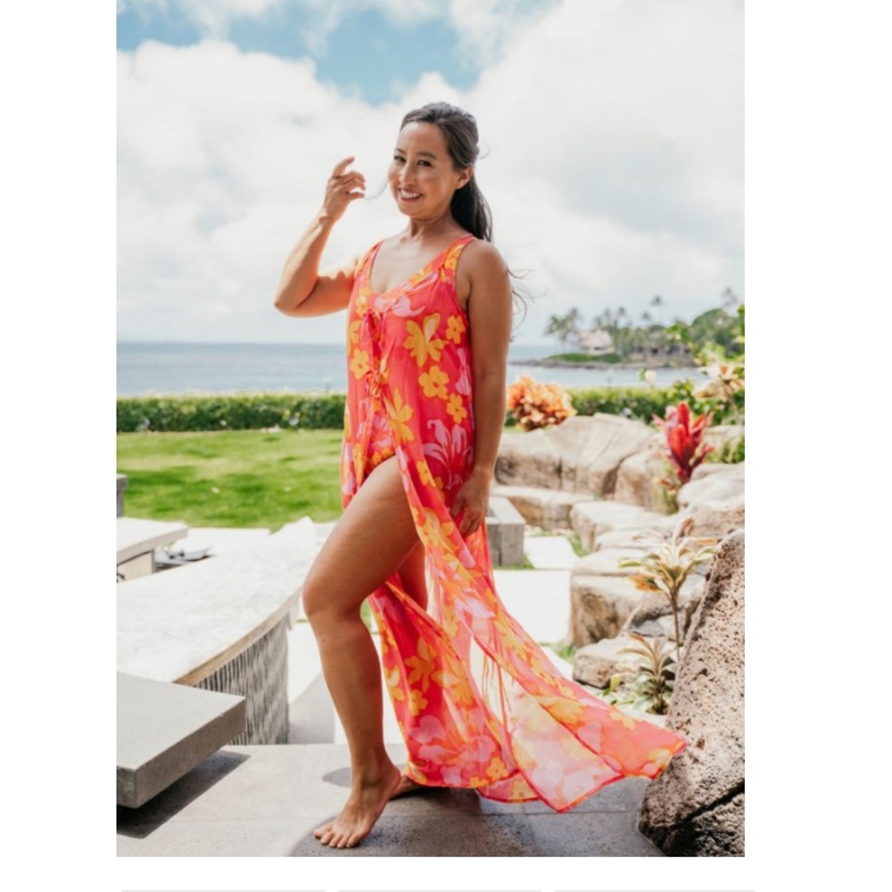 Beach Riot HULA HIBISCUS Talia coverup - Picture 5 of 8